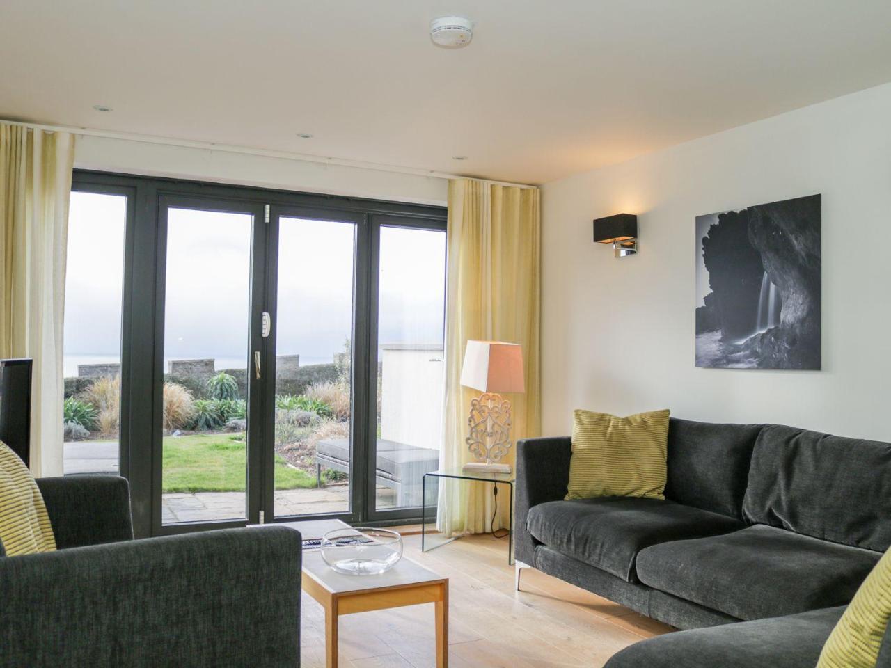 Gara Rock - Garden Apartment 7, Salcombe Exterior photo